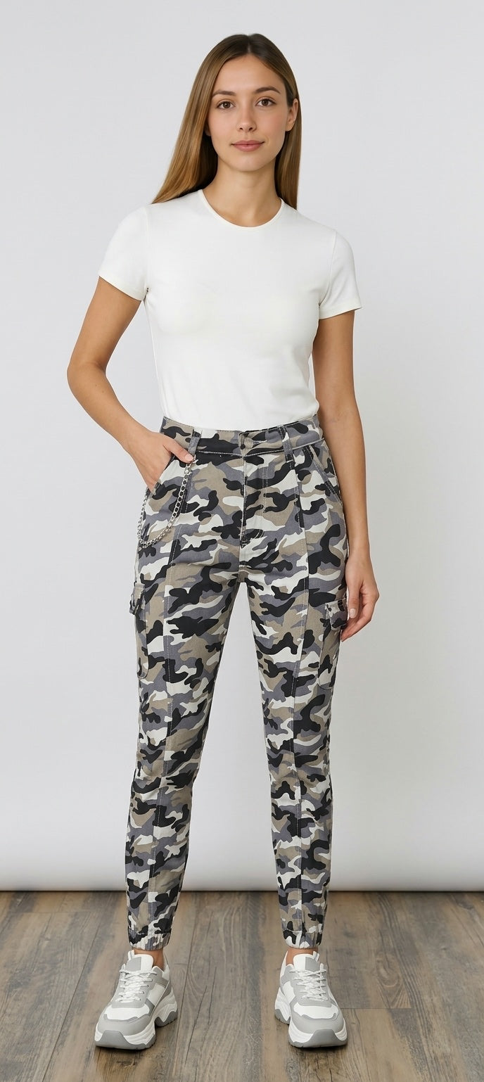 Denim Cargo Jeans with Chain - Camouflage